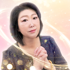 鑑定師